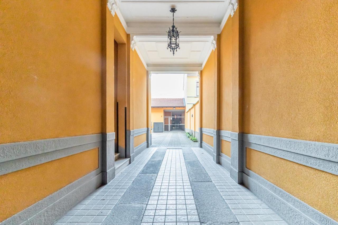 Easylife - Sofisticato Bilocale Zona Navigli Milano